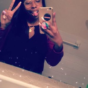 Meet your Posher, Catherine